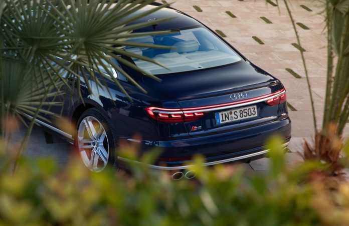 Audi S8