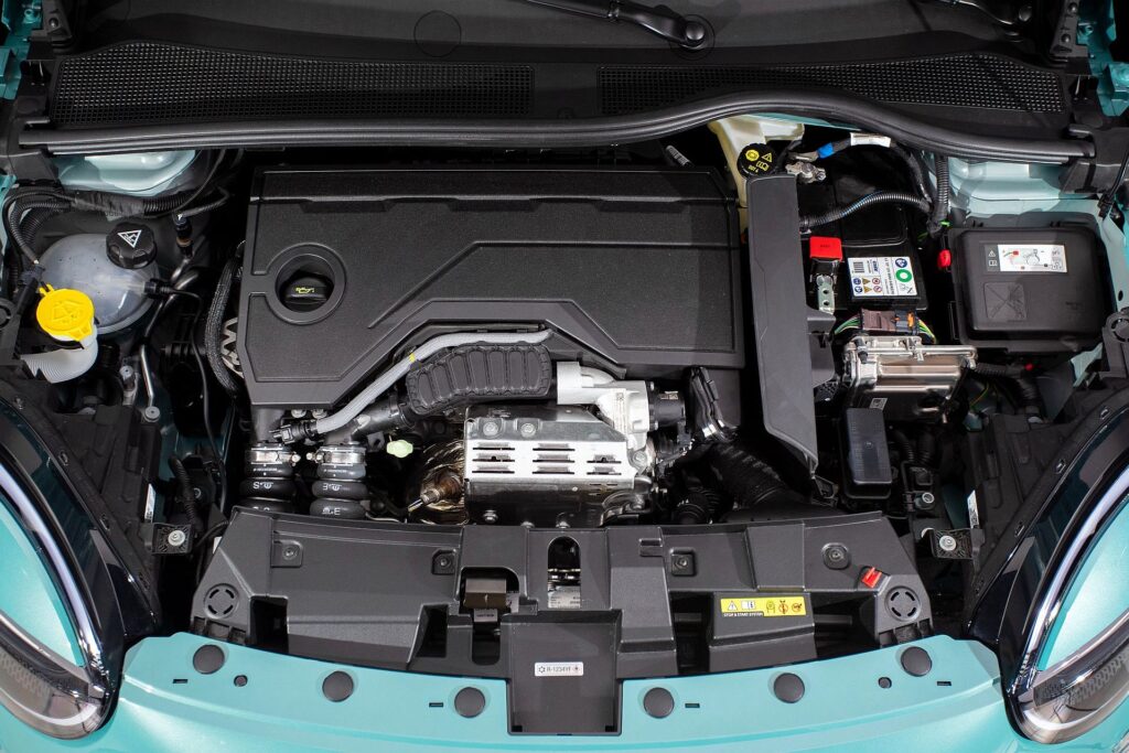 Fiat-600-Hybrid-4-2-1024x683 Fiat 600 Hybrid – łączy styl, oszczędność i rozsądną cenę