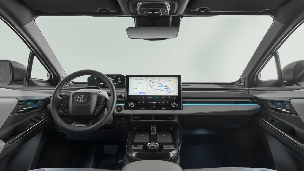 Kokpit Toyota C-HR+ 2026. Foto: materiały prasowe producenta