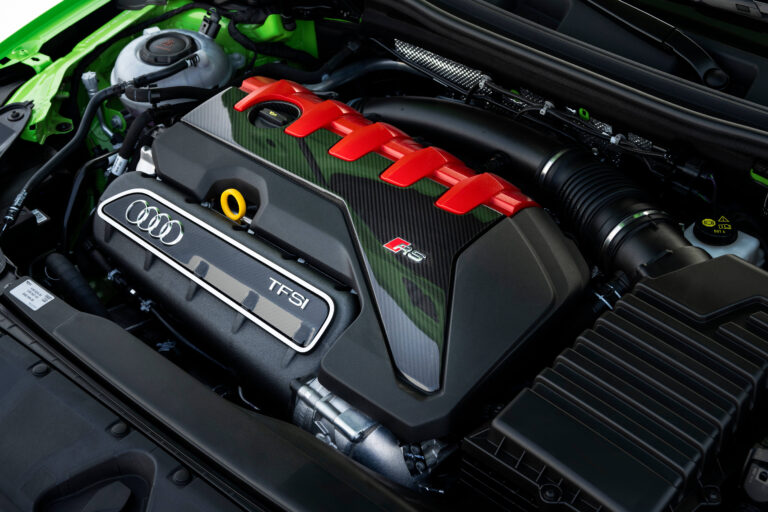 Pięciocylindrowy silnik Audi 2.5 TFSI. Foto: materiały prasowe producenta