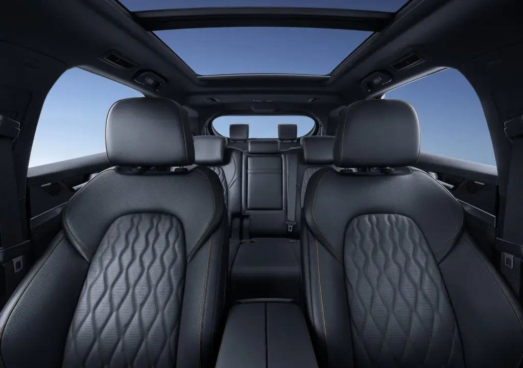 Wnętrze BYD Tang L 2026. Foto: materiały prasowe producenta