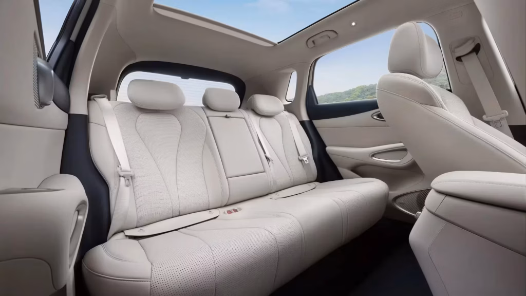 Wnętrze BYD Sealion 05. Foto: materiały prasowe producenta