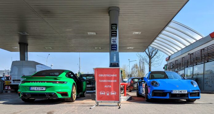 Tankowanie paliwa na stacji Orlen. Paliwo po 5.19? Foto: Dariusz Paczkowski
