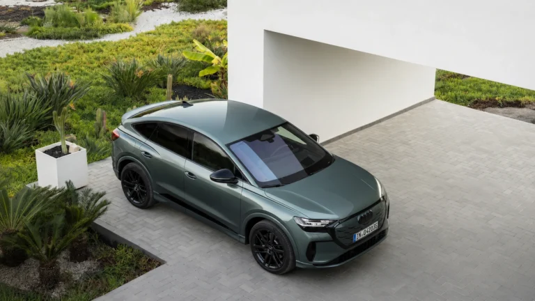 audi q4 sportback e tron sylwetka widok z gory 1