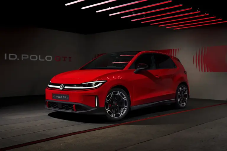 Volkswagen ID. Polo GTI 2026 czerwony elektryczny hot hatch podczas premiery
