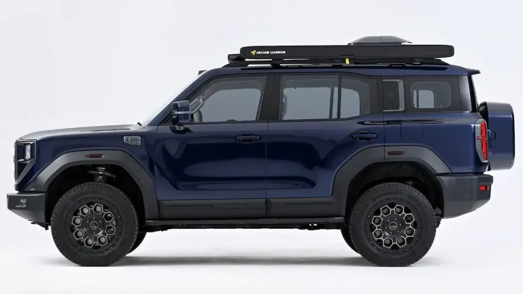 Hongqi G919 z boku jako duży terenowy SUV na platformie ramowej