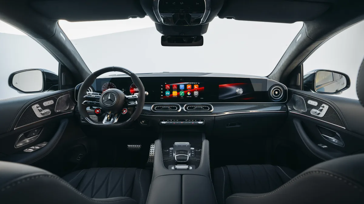 Wnętrze Mercedes-AMG GLE 63 S z cyfrowym kokpitem MBUX