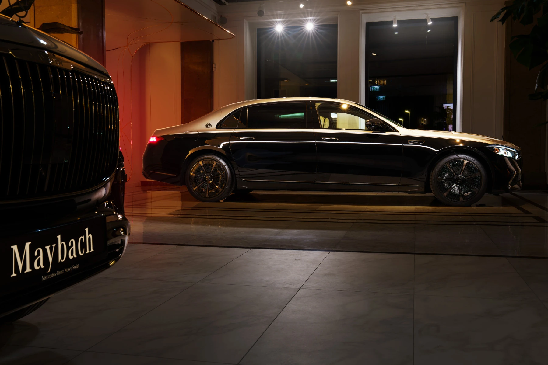 Mercedes-Maybach Klasy S w przestrzeni Maybach Atelier w Warszawie