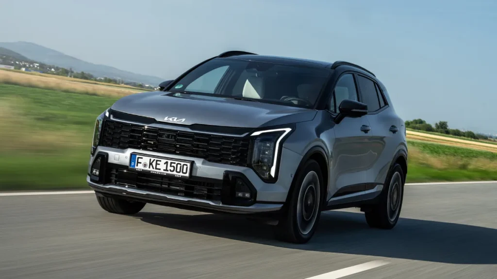 Kia Sportage GT-Line podczas jazdy, popularny SUV na polskim rynku