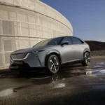 Mazda CX-6e elektryczny SUV z akumulatorem LFP