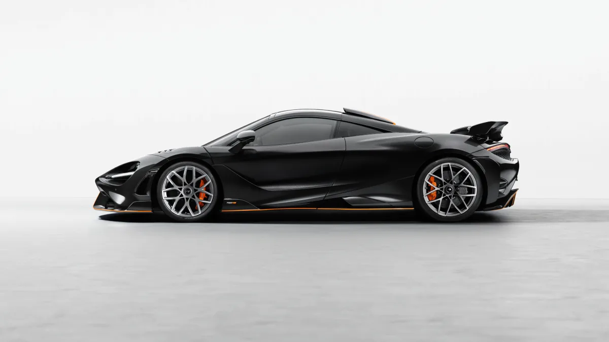 Profil boczny McLaren 788HS Coupe z karbonowym nadwoziem i akcentami Papaya