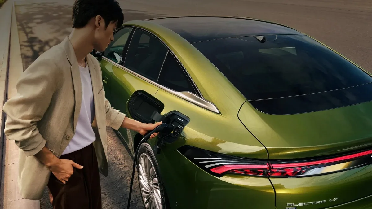 Buick Electra L7 EV podczas ładowania baterii