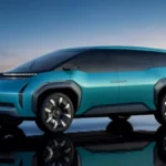BYD Ocean V Concept w widoku bocznym jako zapowiedź przyszłego MPV marki BYD