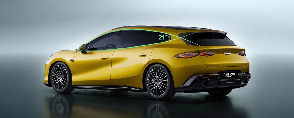 BYD Fang Cheng Bao Formula S GT 2026 pokazane z tyłu