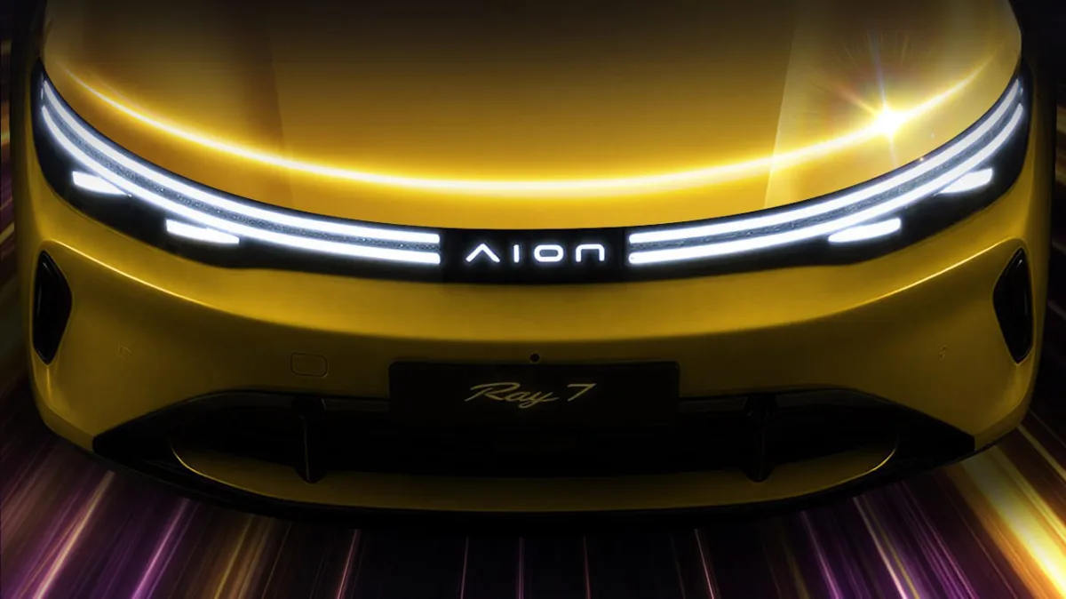 Przednie światła GAC Aion Ray 7 z podświetlanym logo Aion