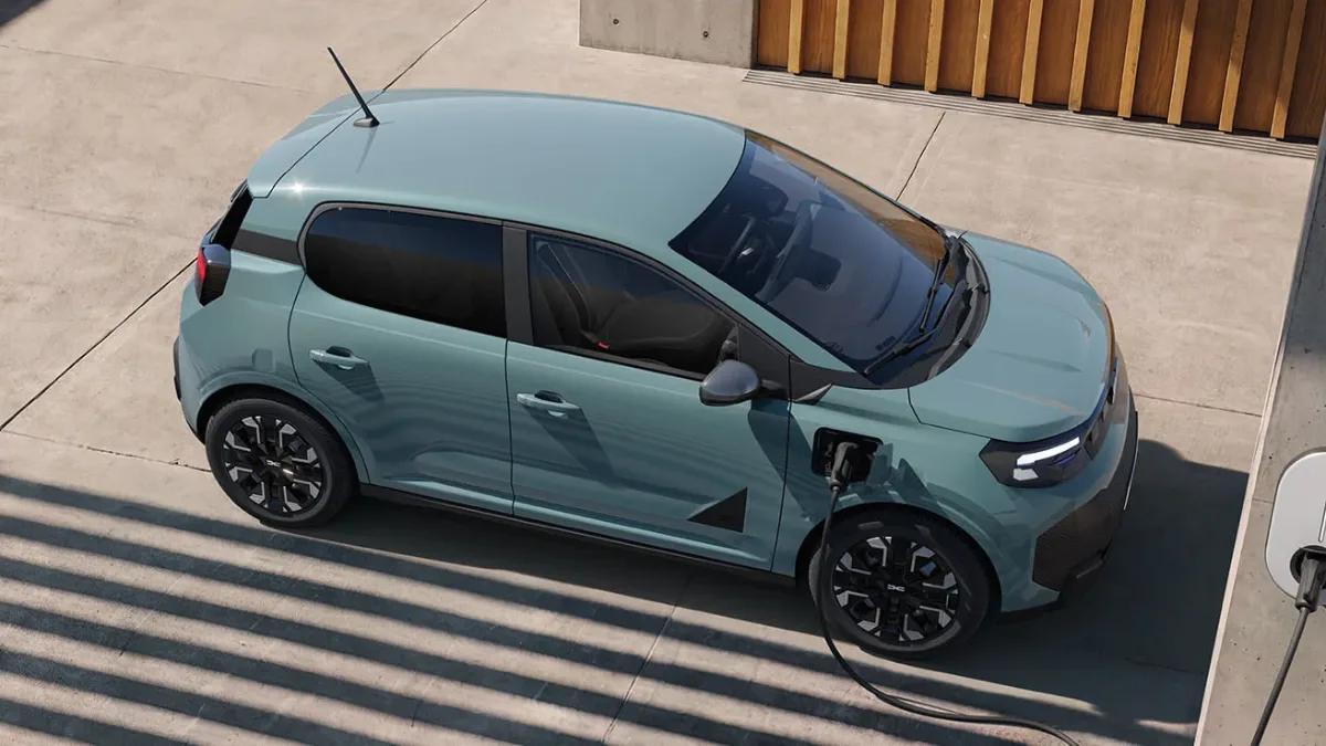Dacia Spring 2027 podczas ładowania