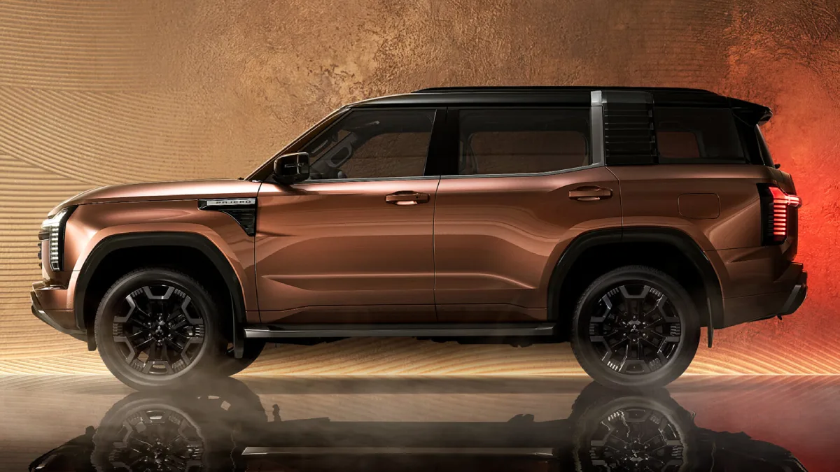Mitsubishi Pajero 2026 widziane z boku